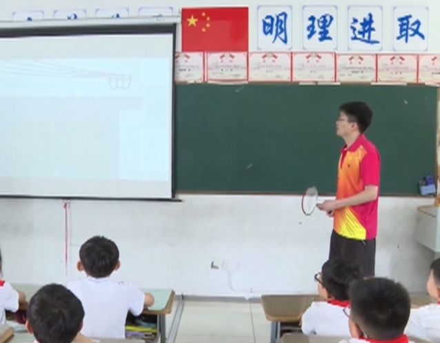安全防备校园还结合山路高低的特点编制朗朗上口的顺口溜 安全防备校园还结合山路高低的特点编制朗朗上口的顺口溜